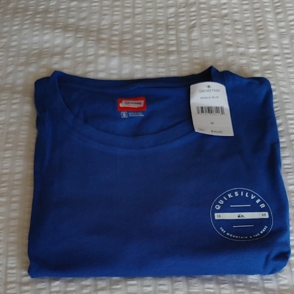 NWT Quicksilver Men's Blue Short Sleeve Graphic T-Shirt Medium - Picture 4 of 11